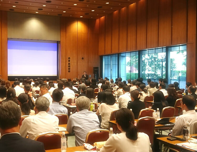 『クレームの日』特別イベント 盛況に開催いたしました