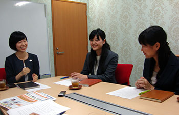 女性係長座談会の様子